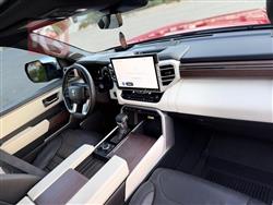 تويوتا سيكويا